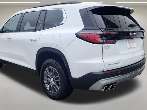 Used 2025 GMC Acadia Elevation FWD image 7