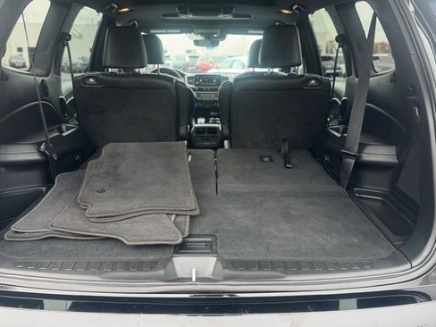 Used 2022 Honda Pilot Black Edition image 23
