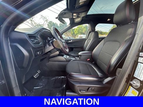 Certified 2023 Ford Escape ST-Line Select w/ Tech Pack #2 AWD/4WD image 11