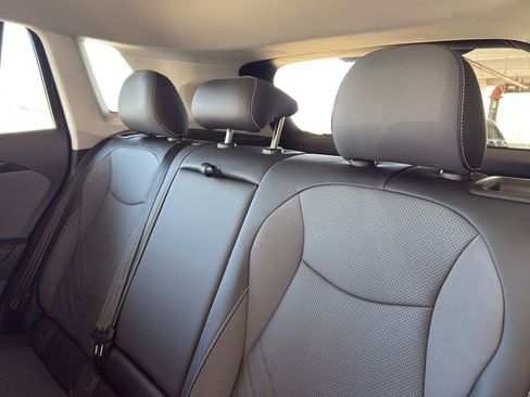 New 2026 Volkswagen Tiguan SE image 29