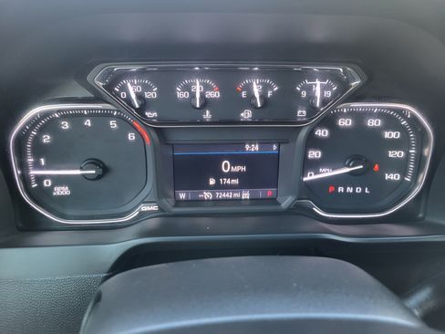 Used 2023 GMC Sierra 2500 AT4 w/ Gooseneck/5TH Wheel Package AWD/4WD image 14