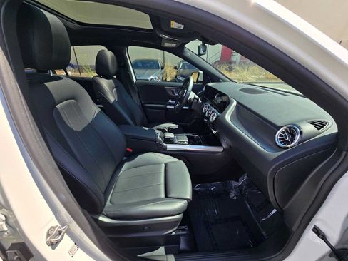 Used 2021 Mercedes-Benz GLA 250 4MATIC image 11