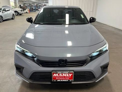 Used 2023 Honda Civic Sport image 8