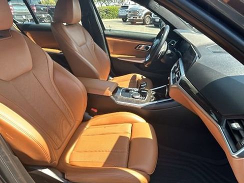 Used 2022 BMW 330e w/ Convenience Package image 11