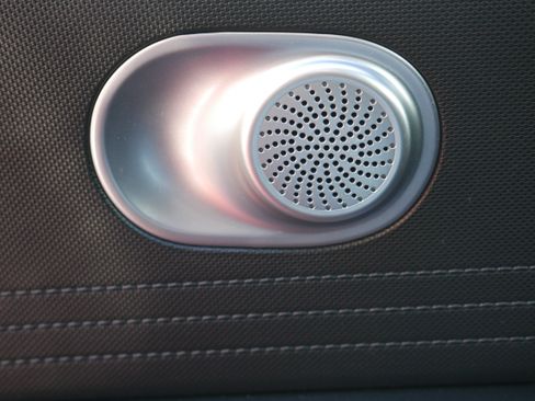 Used 2023 Hyundai Elantra SEL image 27