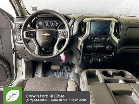 Used 2020 Chevrolet Silverado 3500 LT image 23