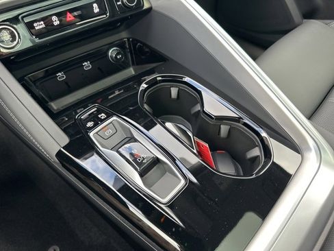 New 2025 Audi Q5 Premium Plus image 28