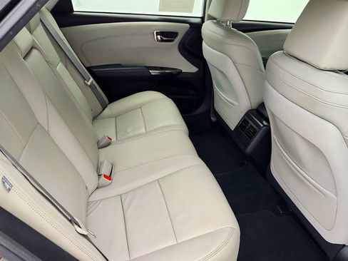 Used 2013 Toyota Avalon XLE Touring image 22