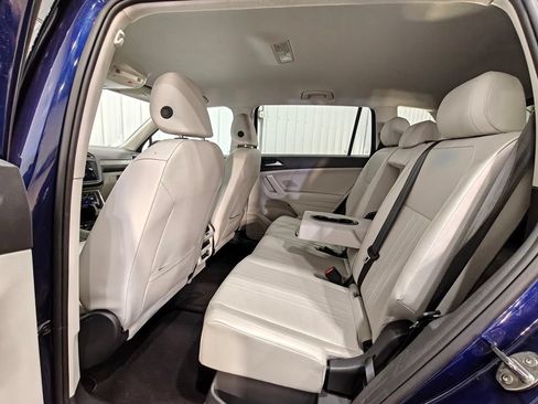 Used 2024 Volkswagen Tiguan SE AWD/4WD image 24