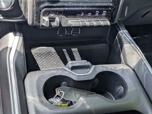 Used 2022 RAM 1500 Laramie w/ Sport Appearance Package AWD/4WD image 21