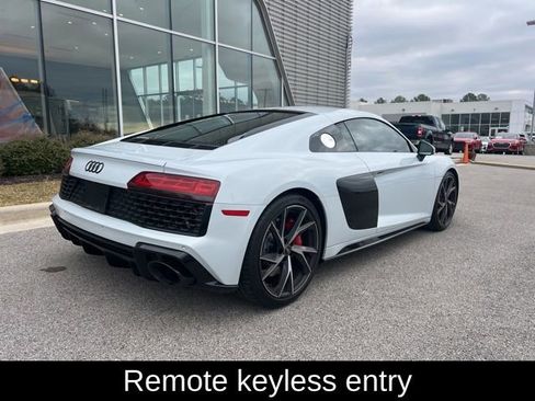 Used 2023 Audi R8 V10 performance image 7