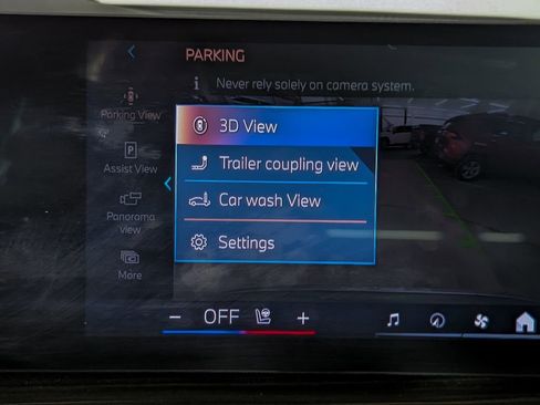 Certified 2024 BMW X5 xDrive40i w/ Premium Package image 27