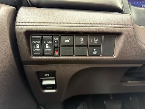 Used 2019 Honda Odyssey EX-L image 31