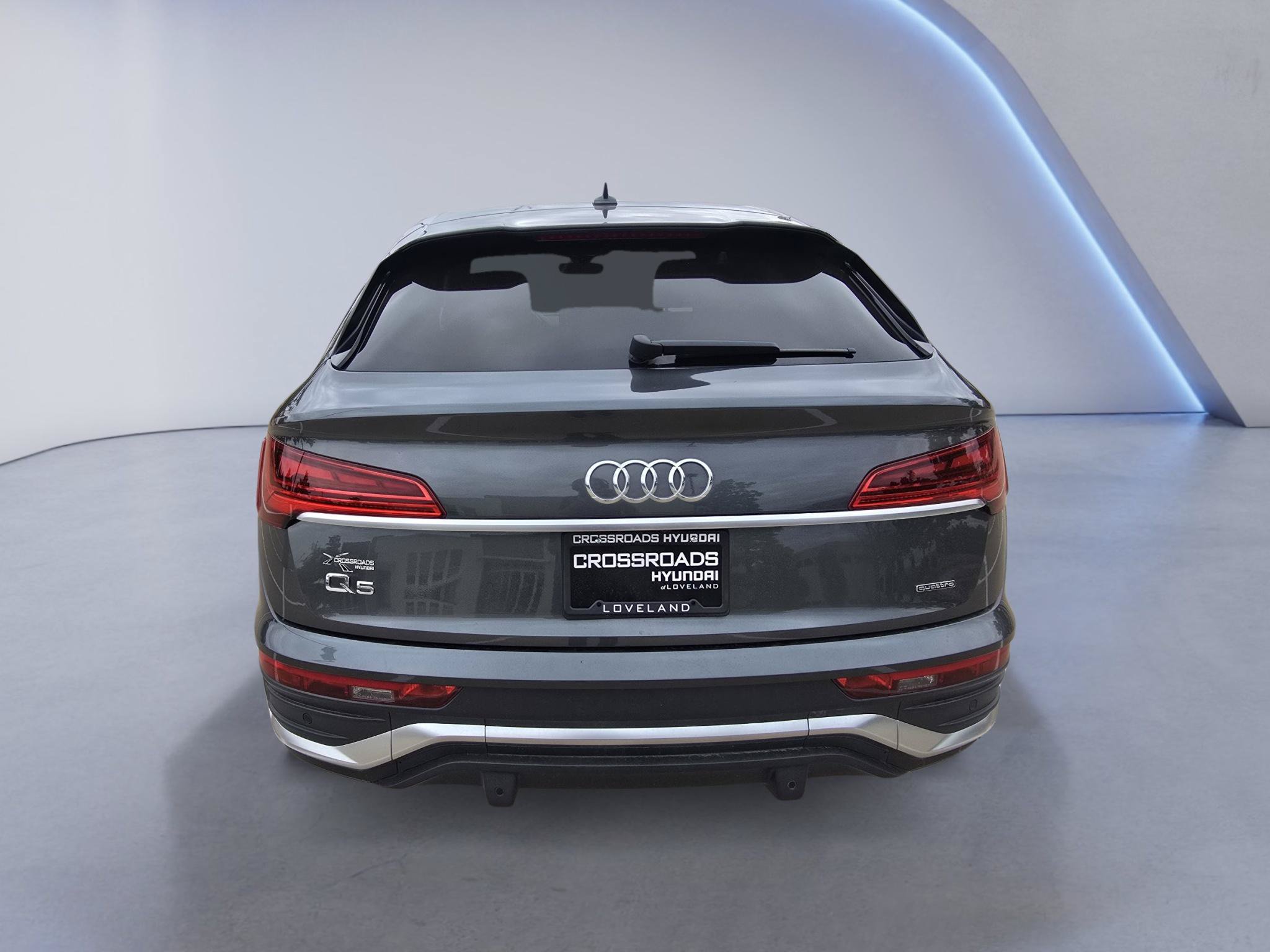 Used 2023 Audi Q5 2.0T Premium Plus w/ Premium Plus Package AWD/4WD image 5