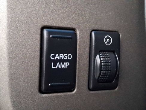 Used 2004 Nissan Titan SE w/ (Bed) Utility Bed Pkg image 22