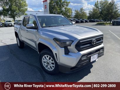 New 2025 Toyota Tacoma SR5