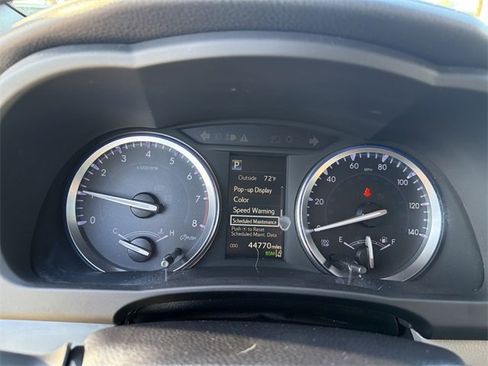 Certified 2018 Toyota Highlander XLE image 12