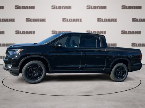 New 2026 Honda Ridgeline Black Edition image 2