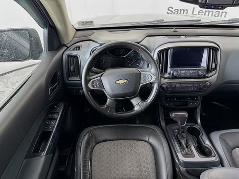 Used 2018 Chevrolet Colorado Z71 w/ Z71 Midnight Edition image 24