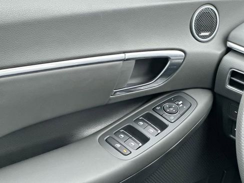 Used 2023 Hyundai Sonata SEL Plus image 17