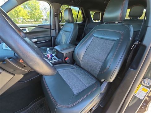 Used 2023 Ford Explorer Timberline image 11
