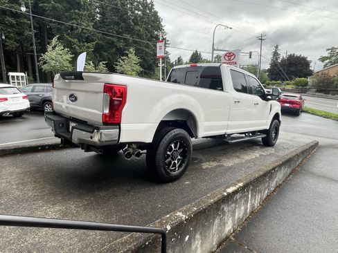 Used 2017 Ford F350 Lariat w/ Chrome Package AWD/4WD image 9
