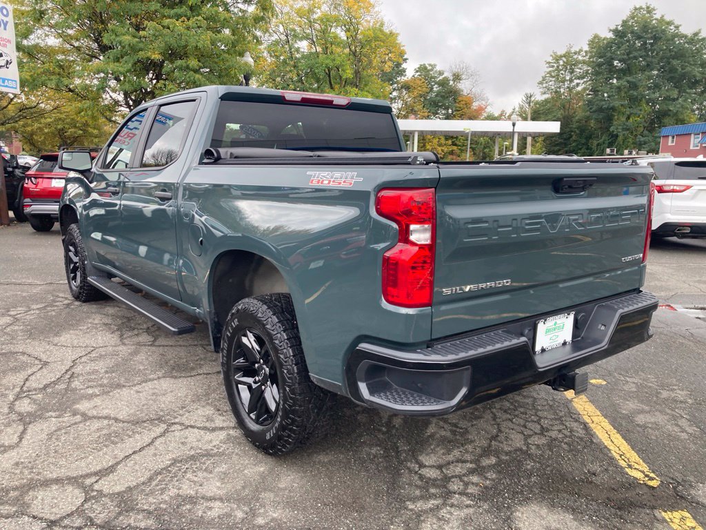 Used 2025 Chevrolet Silverado 1500 Custom Trail Boss AWD/4WD image 25