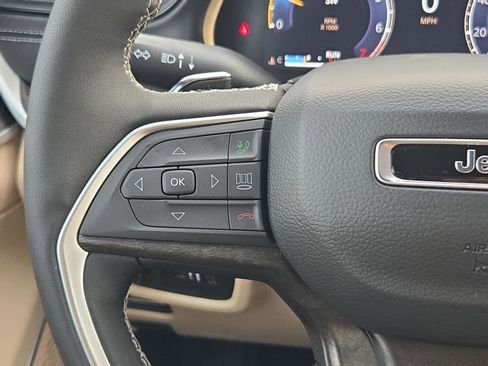 New 2026 Jeep Grand Cherokee Limited AWD/4WD image 23