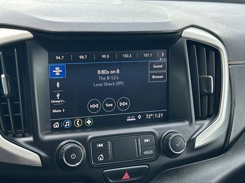 Used 2019 GMC Terrain SLT w/ Preferred Package FWD image 18