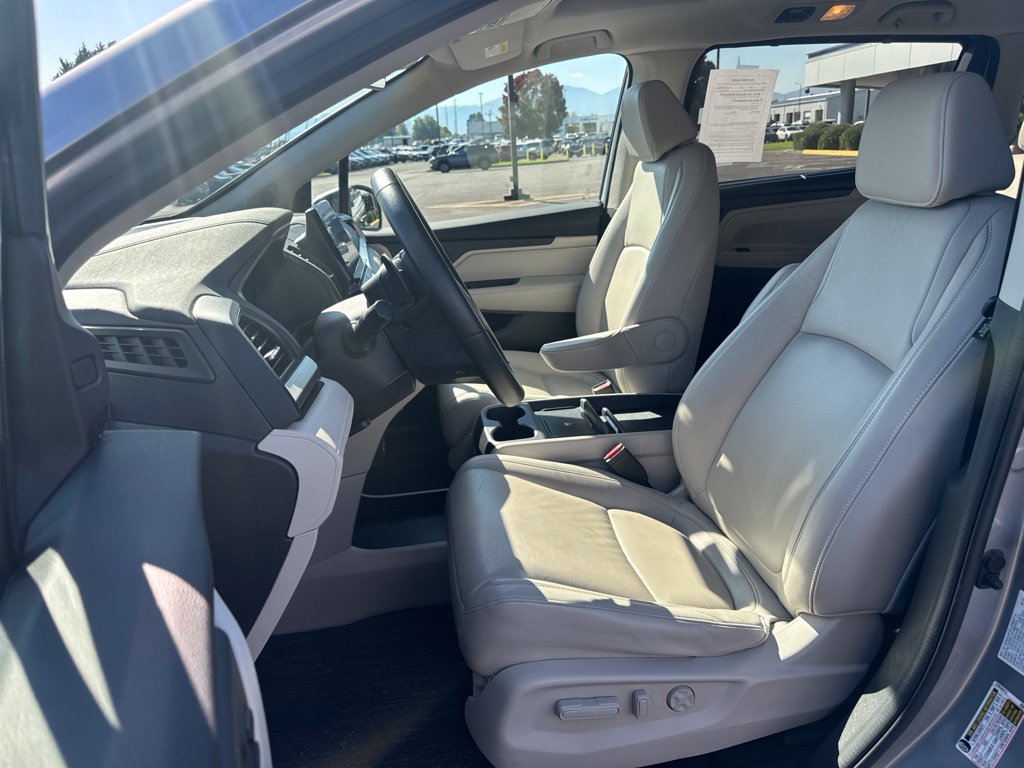 Used 2025 Honda Odyssey EX-L image 10