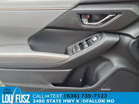 Certified 2025 Subaru Crosstrek 2.5i Limited w/ Crosstrek Mirror Package image 22