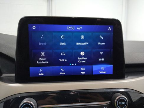 Used 2021 Ford Escape SE image 25