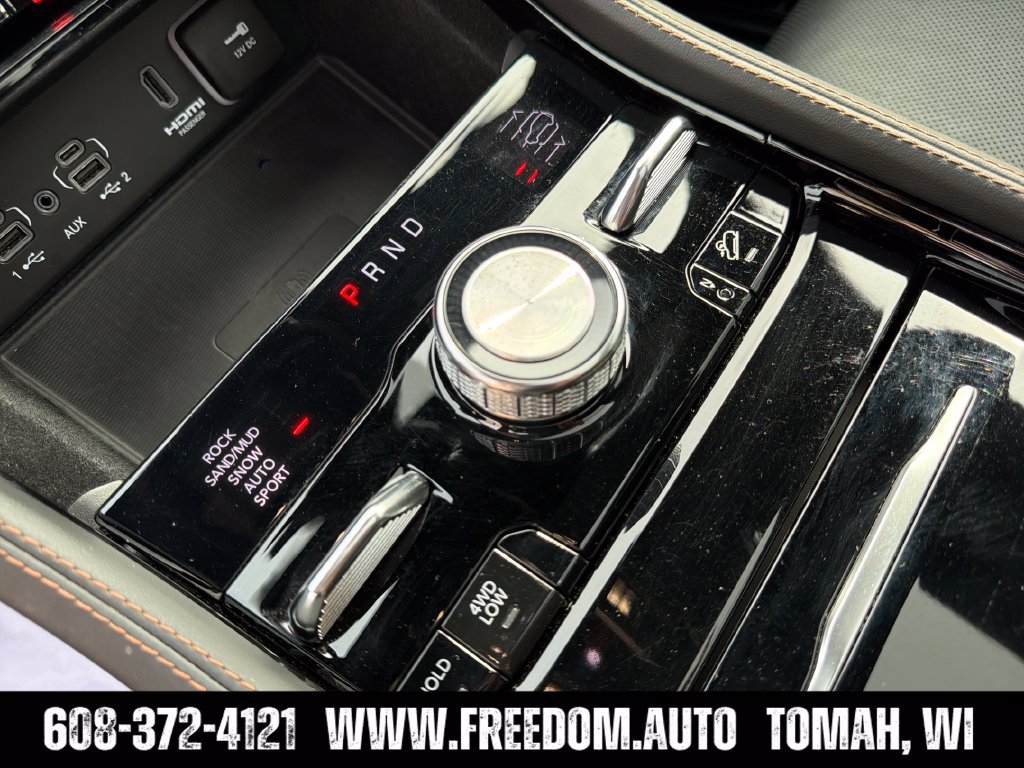 Used 2023 Jeep Grand Cherokee L Summit AWD/4WD image 24