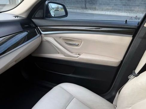 Used 2015 BMW 535i xDrive Sedan AWD/4WD image 30