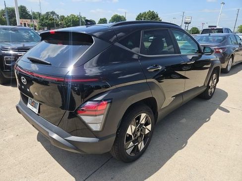 Used 2024 Hyundai Kona SEL FWD image 3