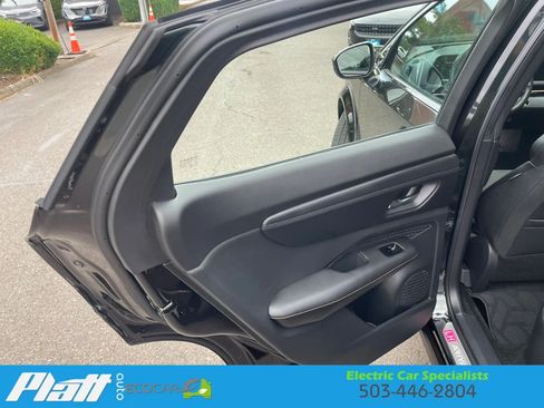 Used 2023 Nissan Ariya FWD image 38
