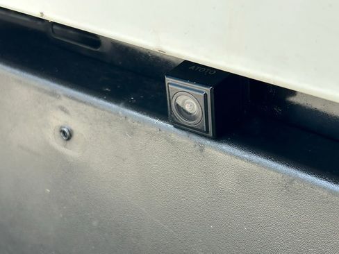 Used 2016 Nissan Titan S image 36