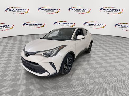 Used 2020 Toyota C-HR Limited FWD image 4