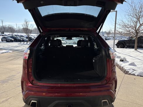 Used 2019 Ford Edge ST w/ Equipment Group 401A image 30