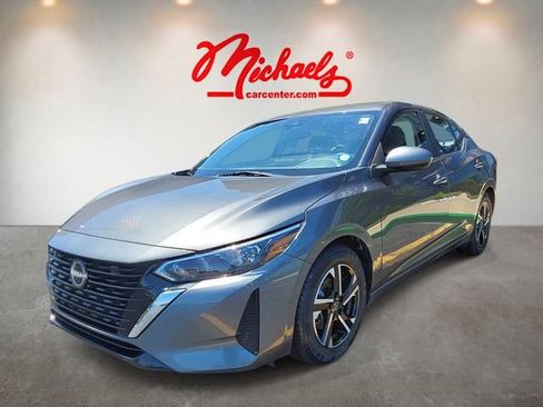 Used 2024 Nissan Sentra SV FWD image 3