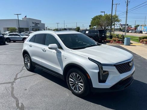 Certified 2024 Cadillac XT4 Premium Luxury w/ Technology Package AWD/4WD image 4