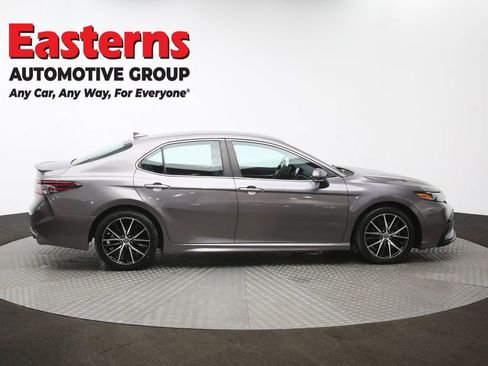 Used 2022 Toyota Camry SE image 44
