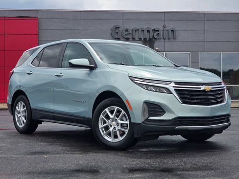 Used 2022 Chevrolet Equinox LT FWD image 2