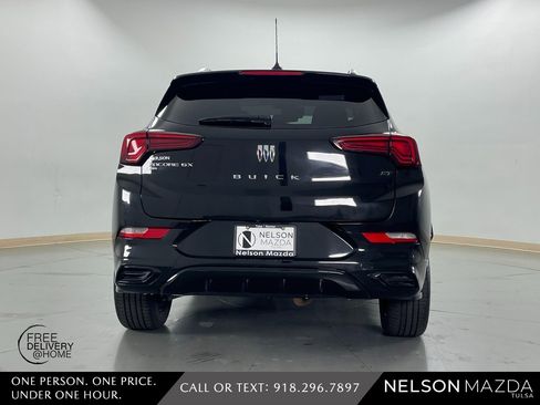 Used 2024 Buick Encore GX Sport Touring image 7