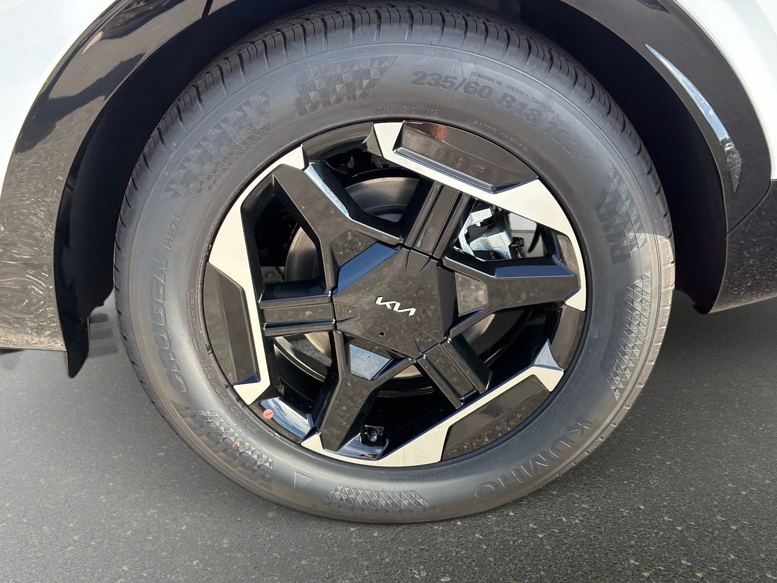 New 2027 Kia Sportage SX FWD image 9