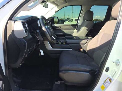 Used 2022 Toyota Tundra SR5 image 12