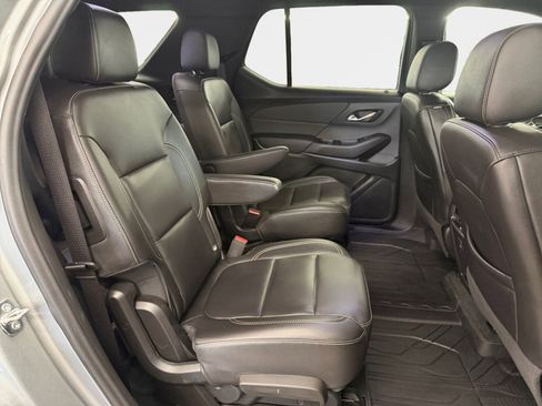 Used 2023 Chevrolet Traverse LT w/ LPO, Floor Liner Package AWD/4WD image 12