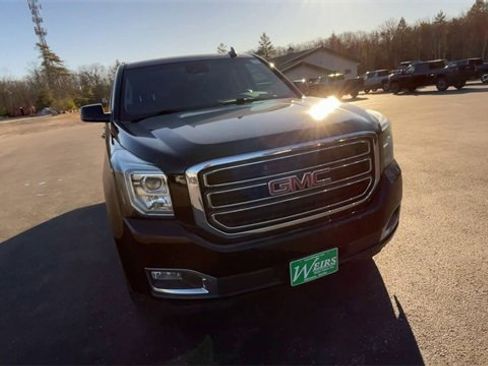 Used 2018 GMC Yukon XL SLT image 3