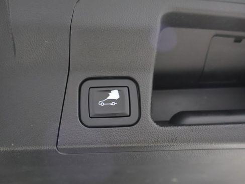 Used 2018 GMC Acadia SLT AWD/4WD image 20