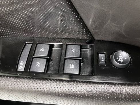 Used 2013 Cadillac XTS Premium image 33